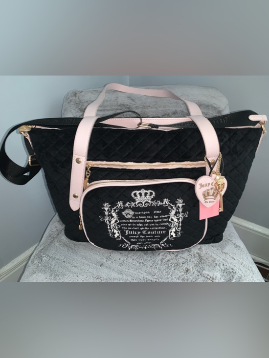 Juicy Couture Handbags - 🆕- Juicy Couture JUICY TALE Black Quilted Weekender Bag with Pink Trim